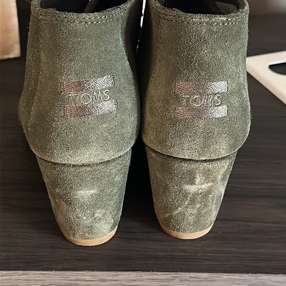 Toms Booties - Picture 3 of 6